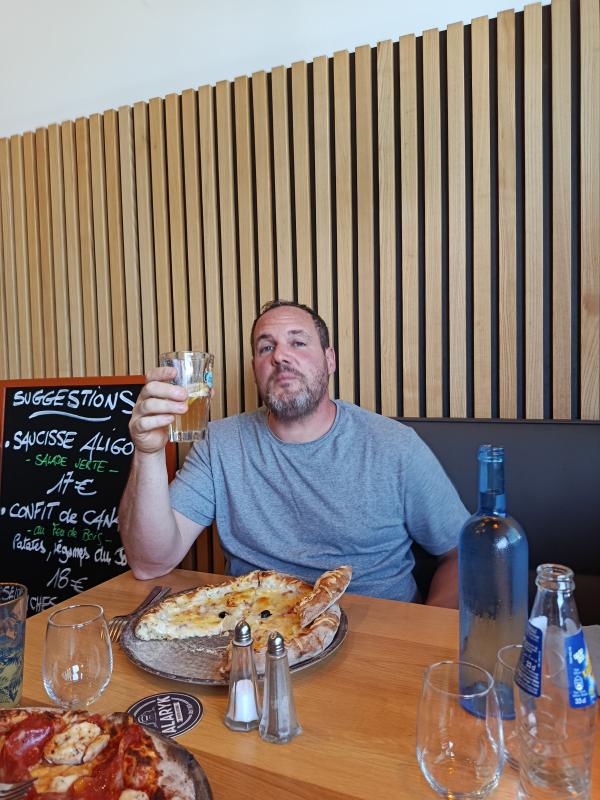 Aurel  44 ans Brive la Gaillarde