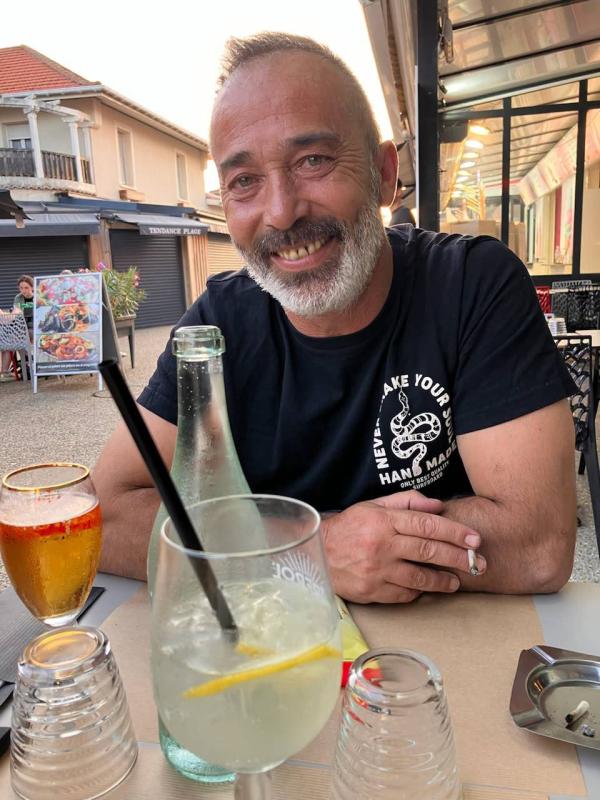 fred 47 ans Puycasquier