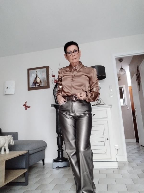 Martine  66 ans Le Mans