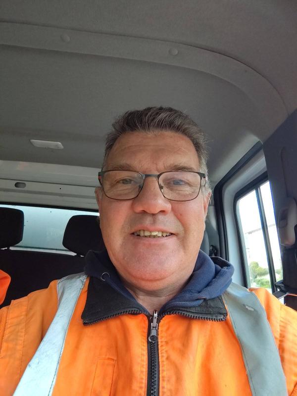 Yannick 56 ans Saint Pavace