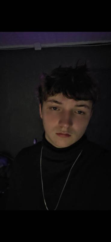 Olivier 18 ans Châlette sur Loing