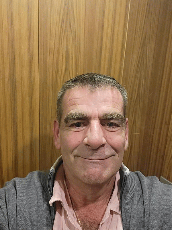 Steph 56 ans marseille 8eme arrondisse