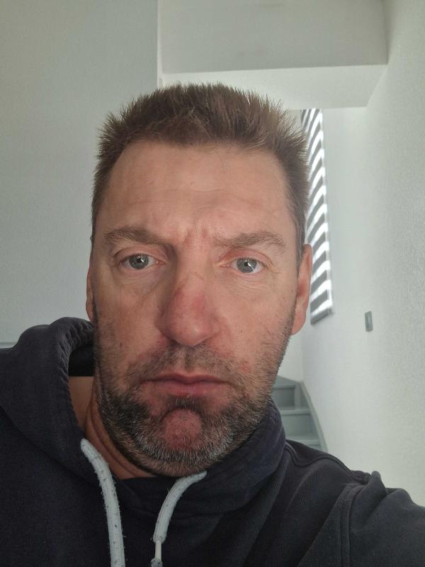 fostier ludovic 46 ans Muret