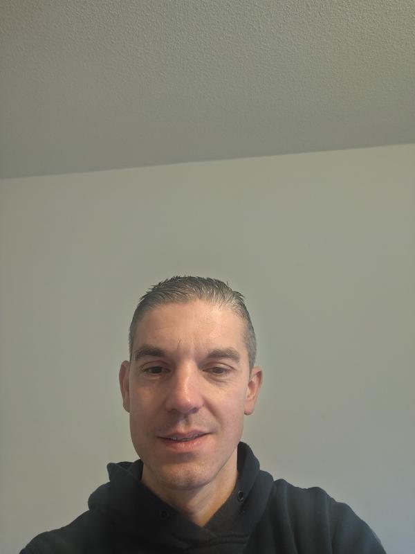 Julien  41 ans Strasbourg