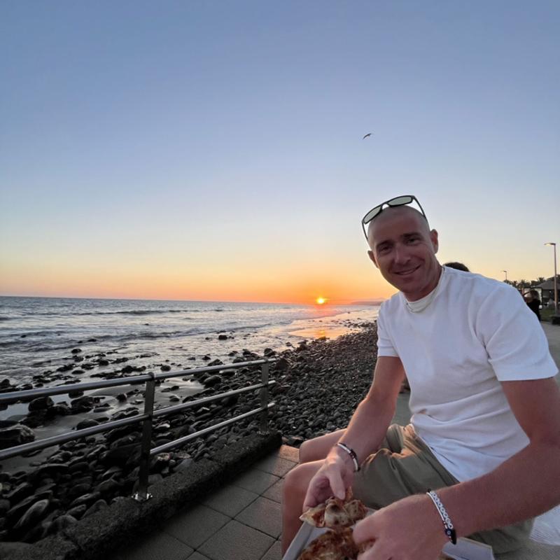 Cyril 49 ans Juvigny le Tertre