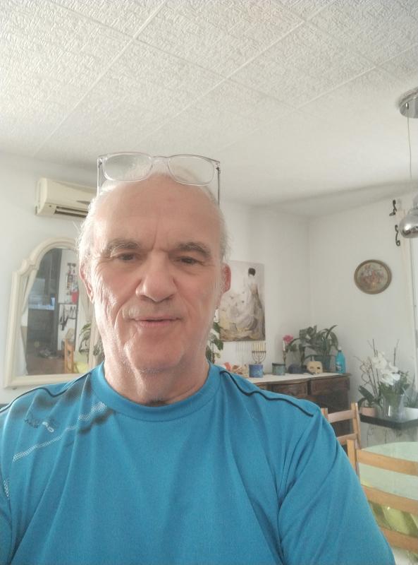 Jean  76 ans Sorgues