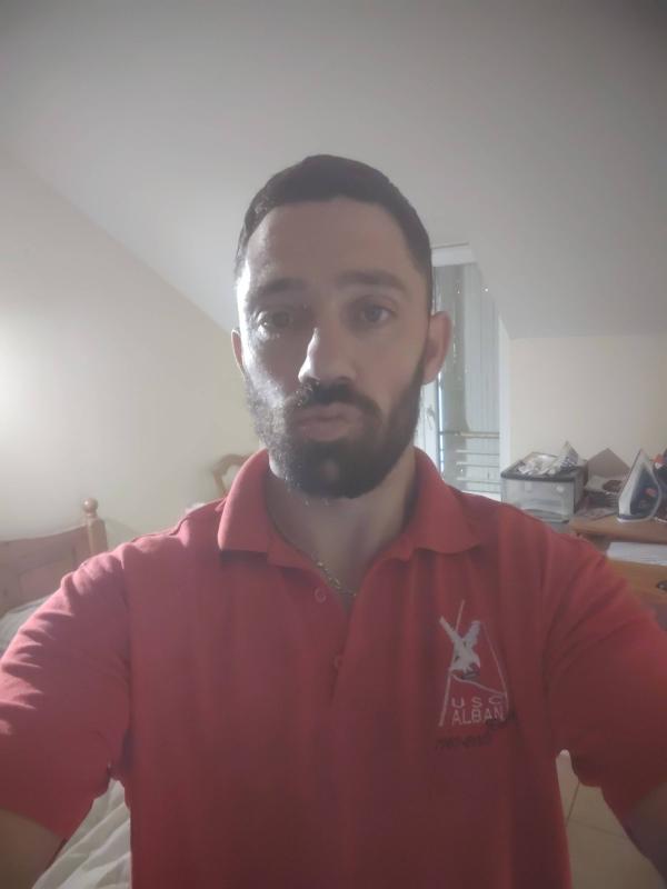 Cédric 38 ans Alban