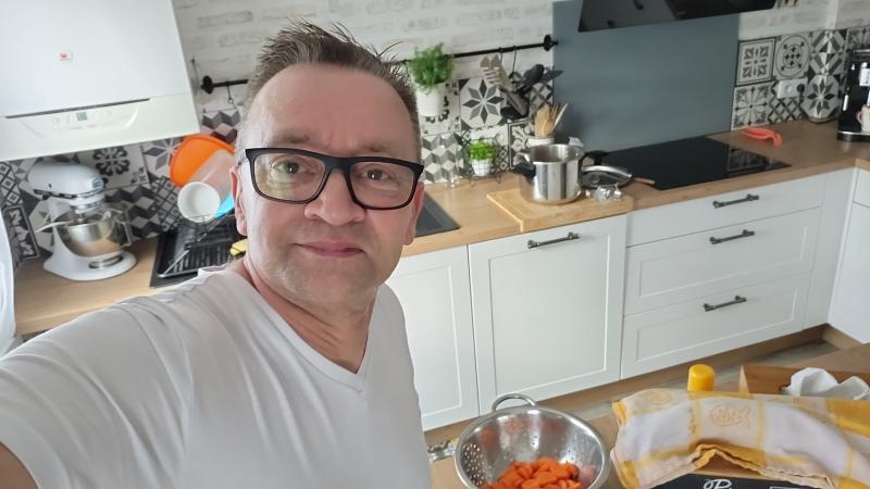 Hugues 58 ans Fondettes