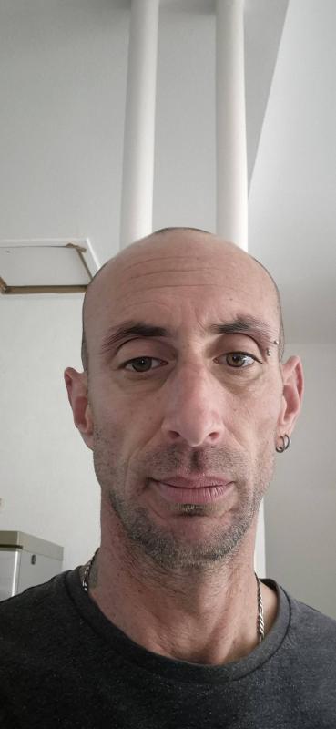 seb 42 ans Châtellerault