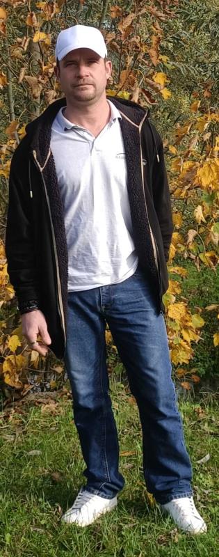 alex 41 ans Neuvy sur Loire