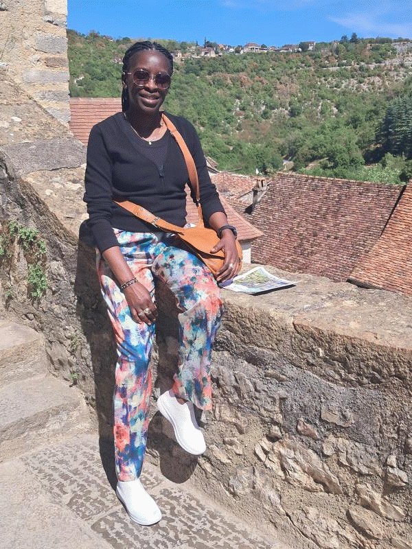 Laure 43 ans Rosny sous Bois