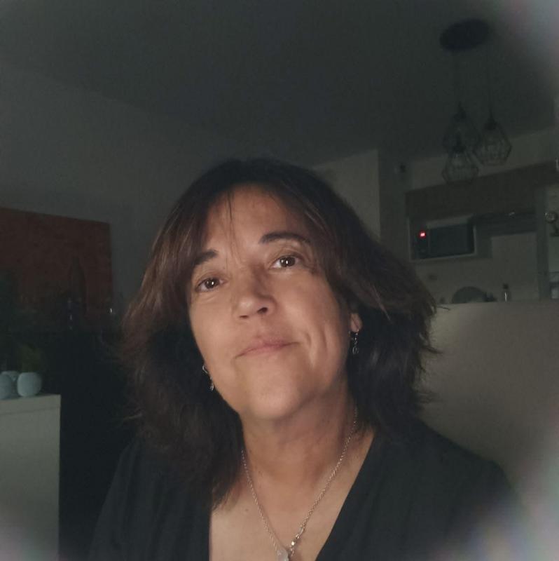 Brigitte  51 ans La Rochette