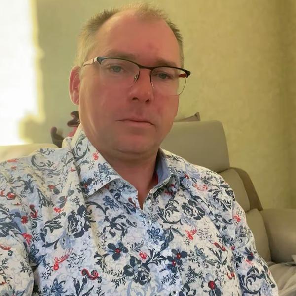 julien 43 ans Louppy le Château