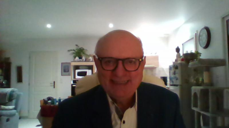 Romain  69 ans Montaigu