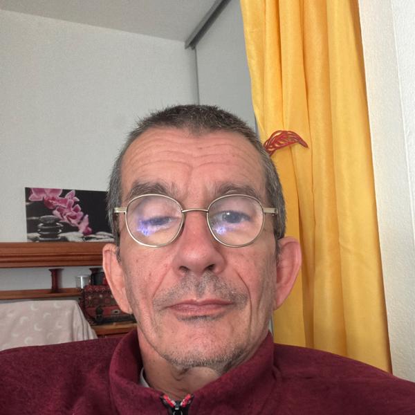 bernard 42 ans Fabrègues