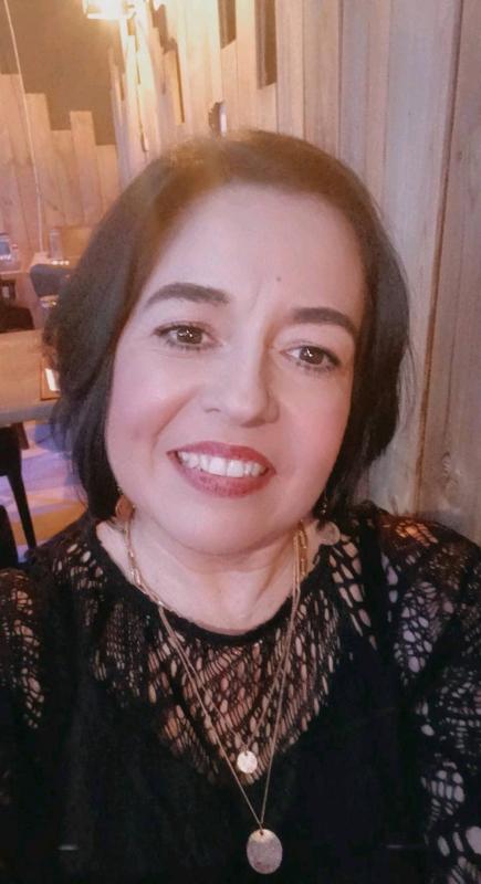 Ines  51 ans Châtenay Malabry