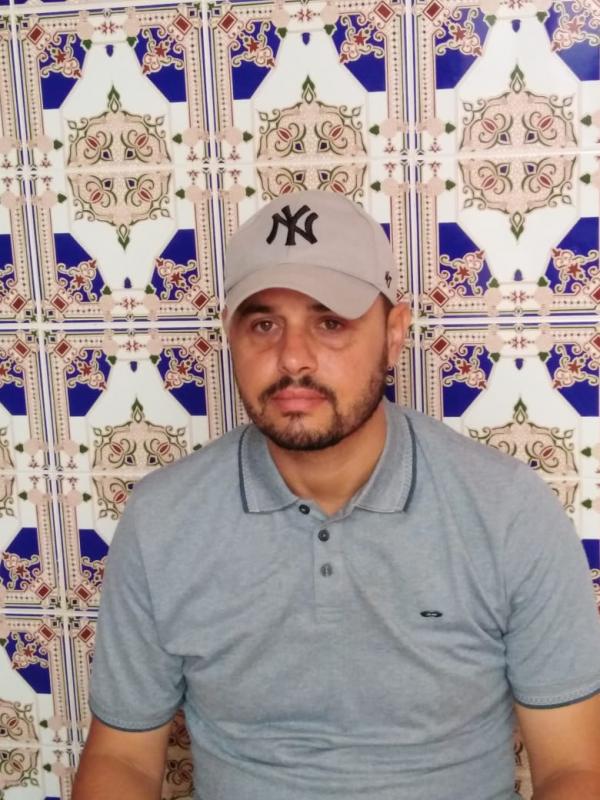 Karim  45 ans Lorient