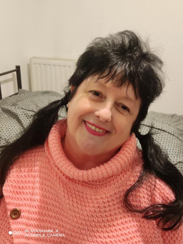 Lucretia 64 ans Grenoble