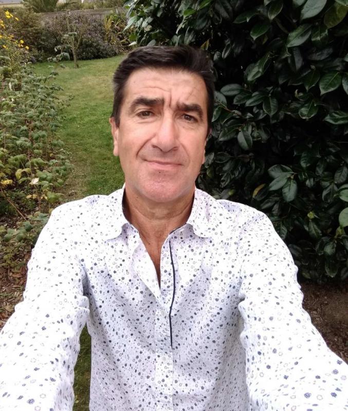 Alexandre  63 ans Rennes