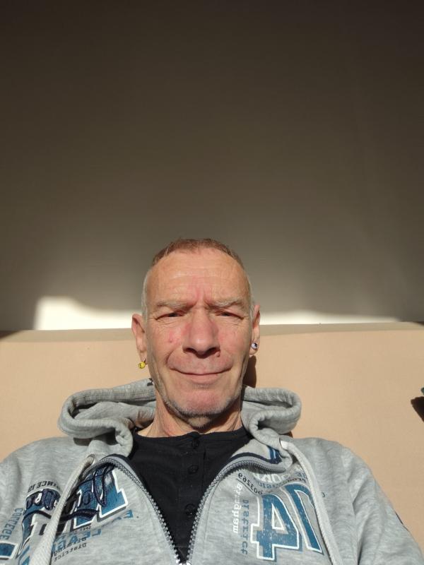 Pierre 57 ans Argelliers