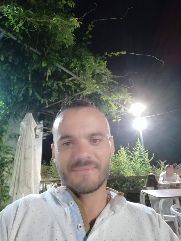 Filipe 42 ans Trappes