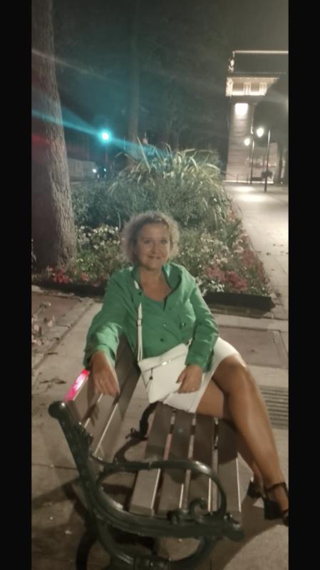 Lola 49 ans paris 20eme arrondissement