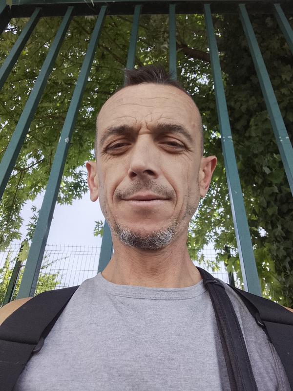 Patrice  45 ans La Ricamarie