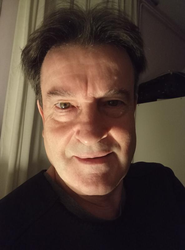 Zoubir  64 ans Mions