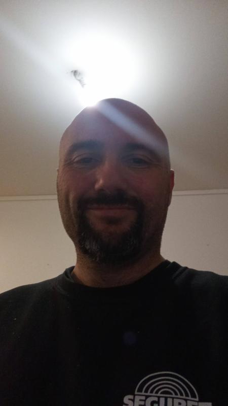 Mickael 42 ans Rodez