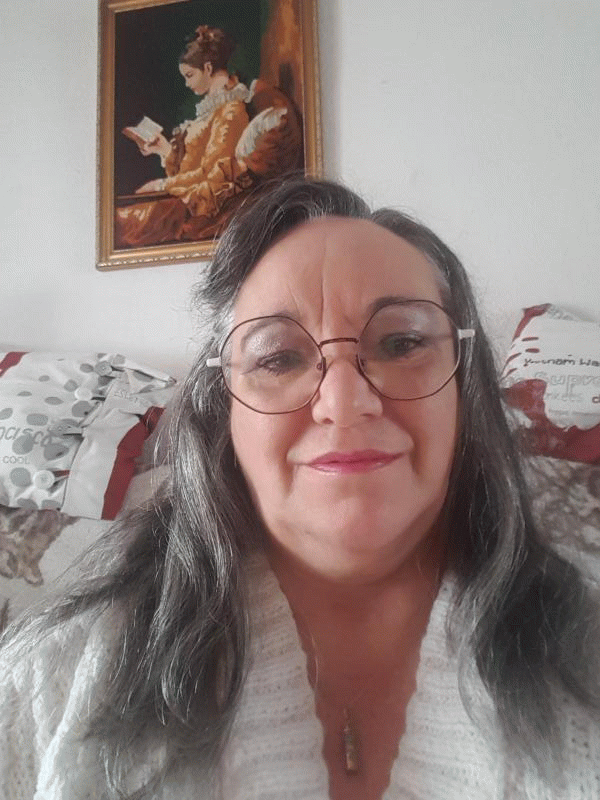 Virginia  67 ans Lunel