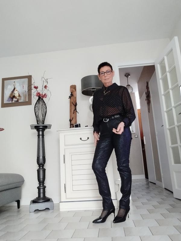 Martine  66 ans Le Mans