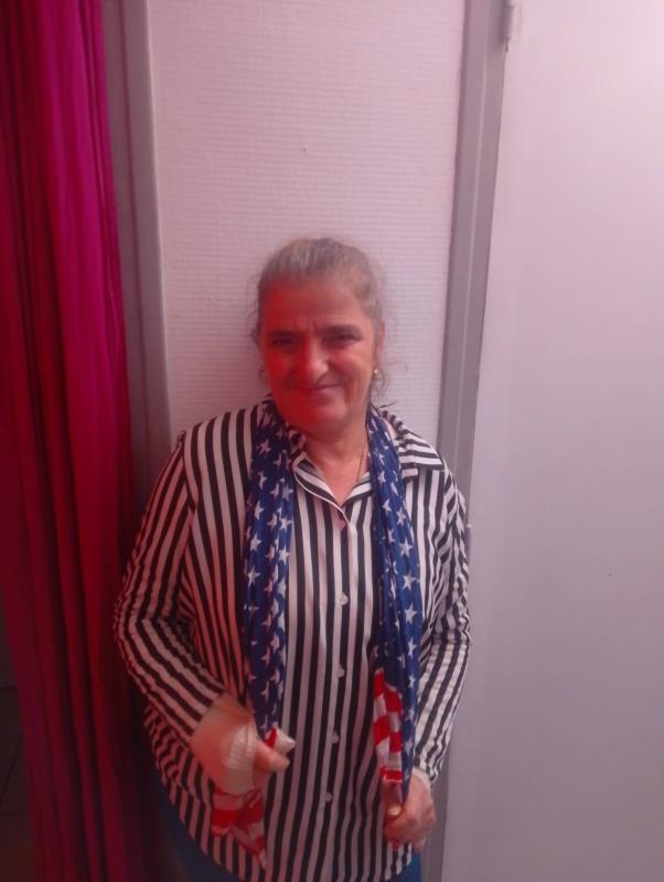 Béatrice 61 ans Nîmes