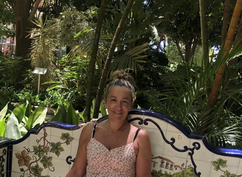 Iza 55 ans paris 20eme arrondissement