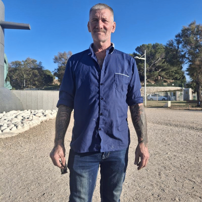 Claude  61 ans Le Revest les Eaux