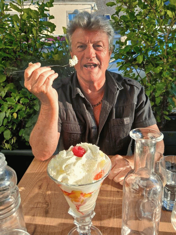 Patrick  65 ans Ardelles