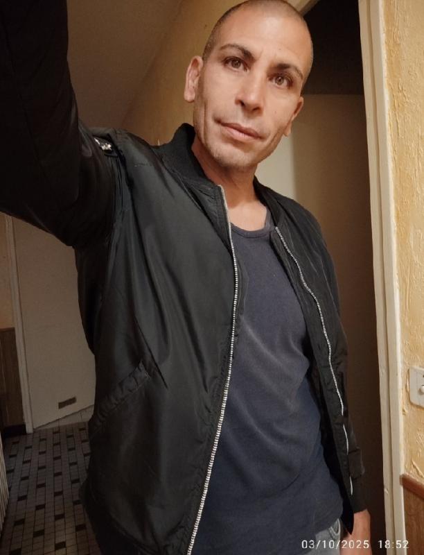 Anthony  48 ans Beaune