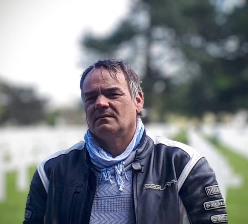 regis 53 ans Maël Pestivien