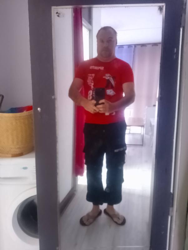 Grégory 41 ans Nîmes