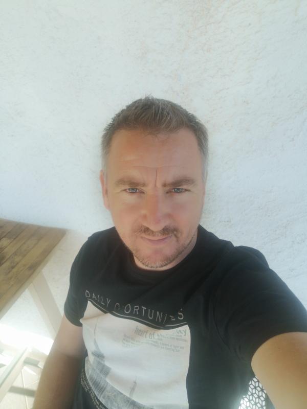 Andre 45 ans Sarrola-Carcopino