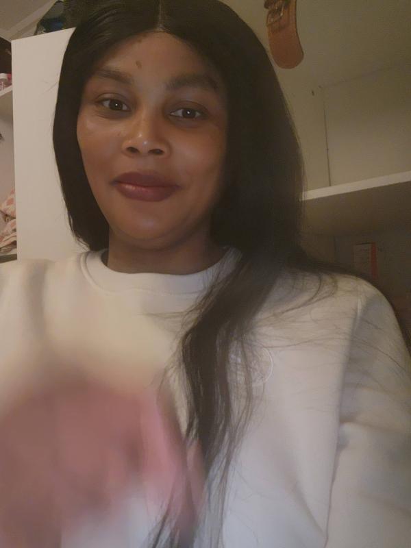 joy 37 ans Bâgé le Châtel