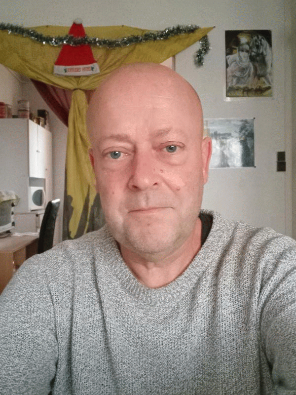 Sébastien  52 ans Le Mans