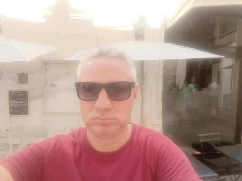 Marco  46 ans Frontignan