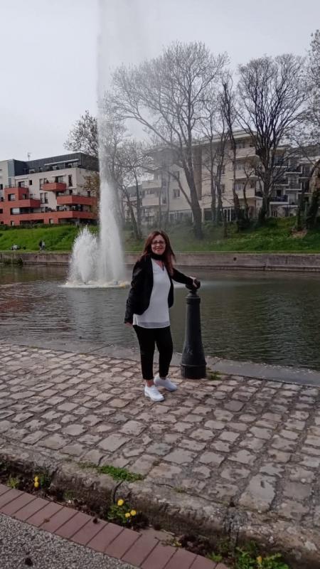 Houda  58 ans Arras