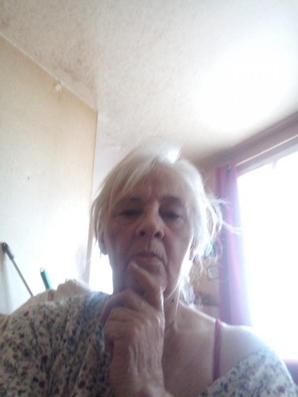 Muriel Delire 69 ans Pontoise