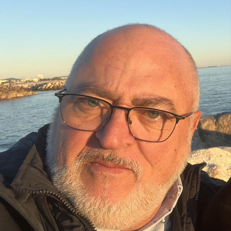 patrick 63 ans paris 7eme arrondissement