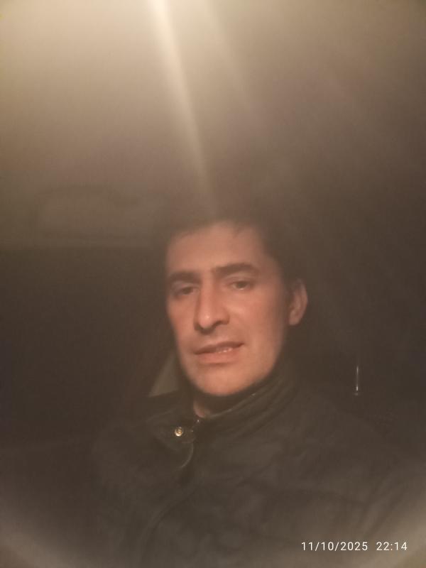 Eric.... 44 ans Bajus