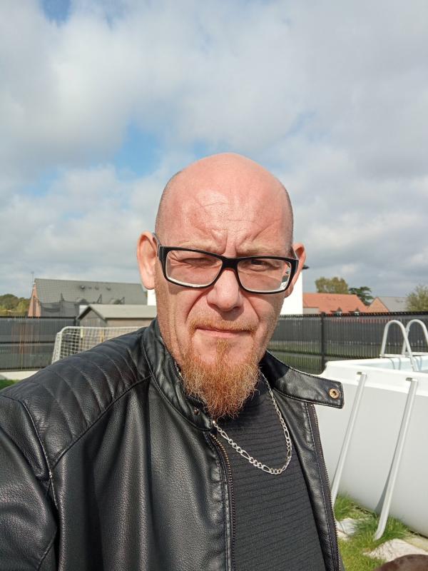 Michel  42 ans Libercourt