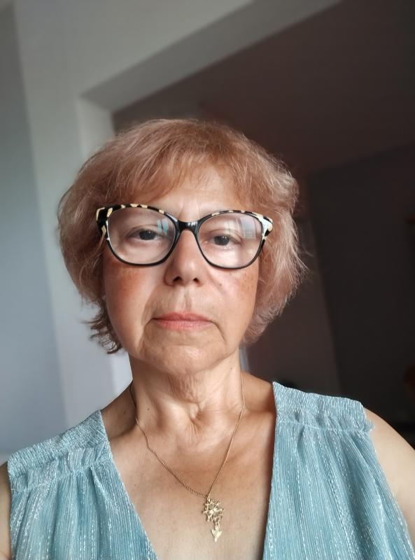 Catherine  69 ans Valenciennes