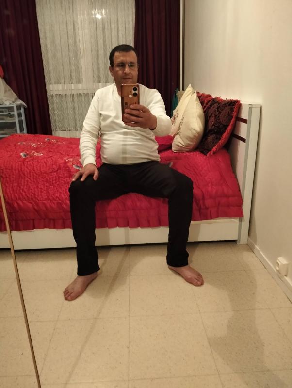 momo27 55 ans Louviers