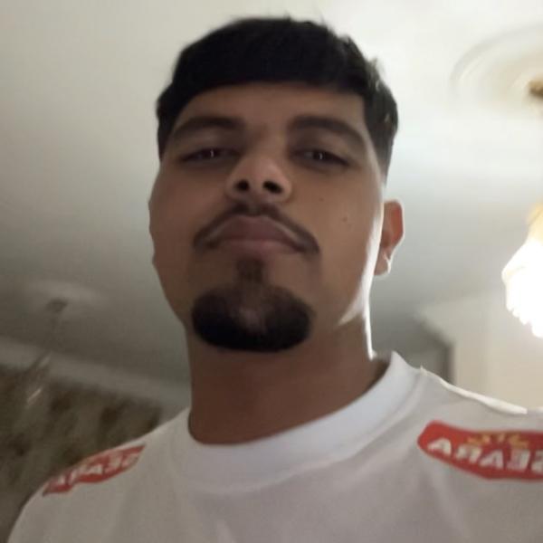 naser 24 ans Thonon les Bains